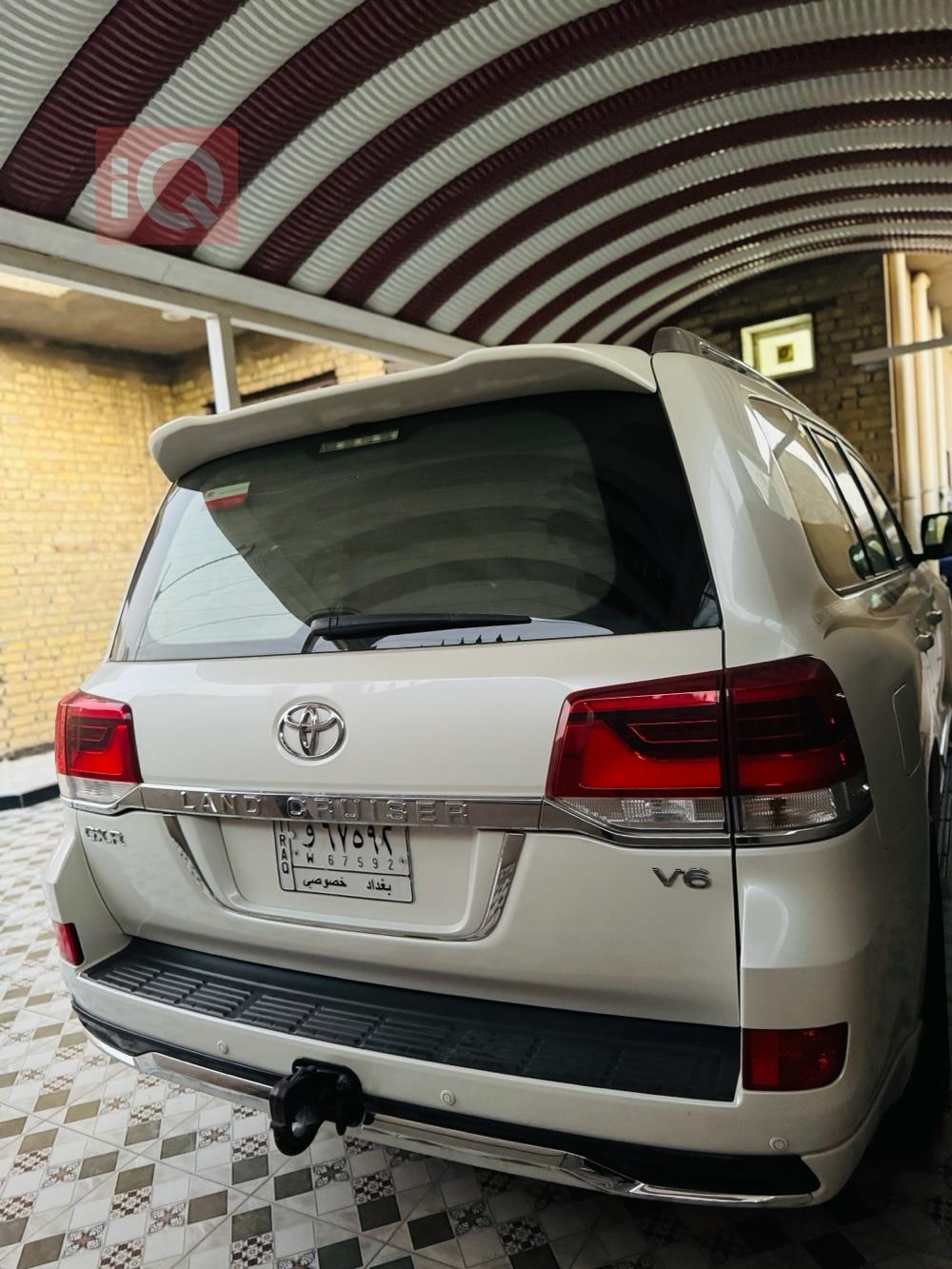 تويوتا لاندكروزر